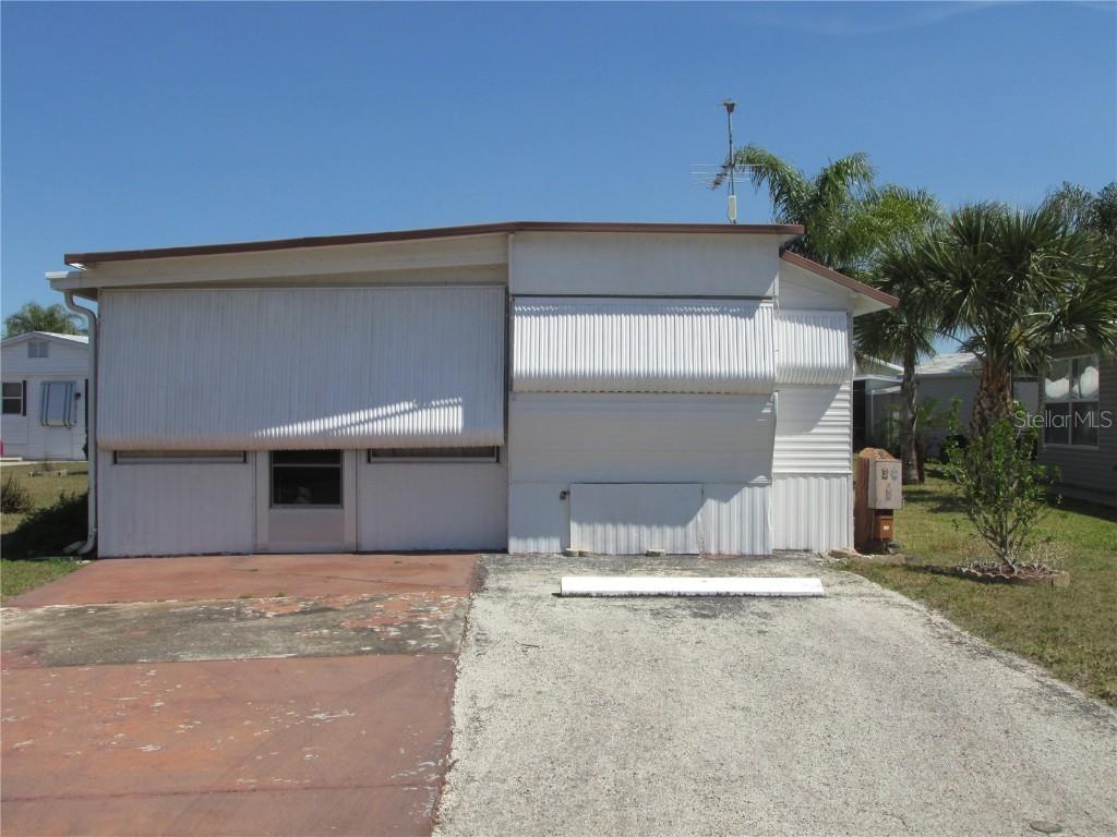 10 Red Quill Cir., Lake Wales, FL 33898