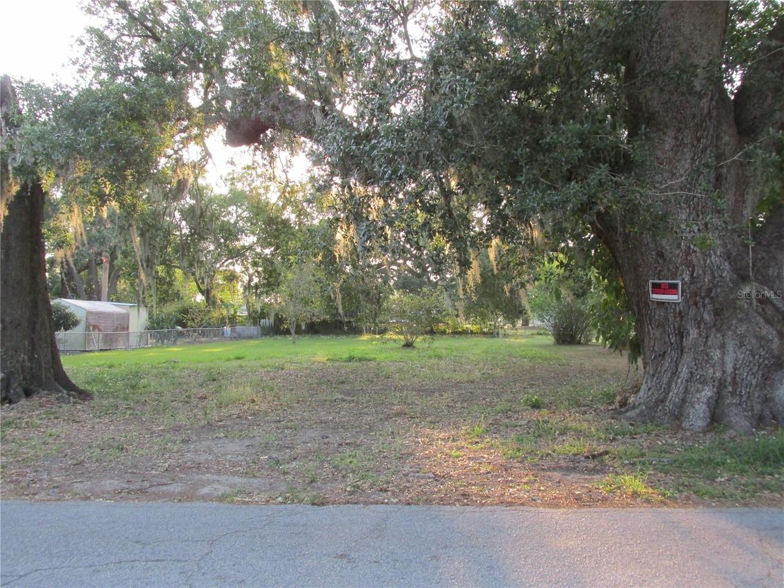 S Perry Ave., Fort Meade, FL 33841