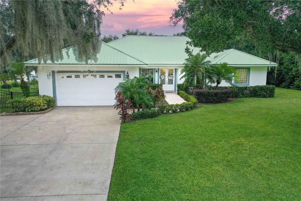 2329 S Lake Reedy Blvd., Frostproof, FL 33843