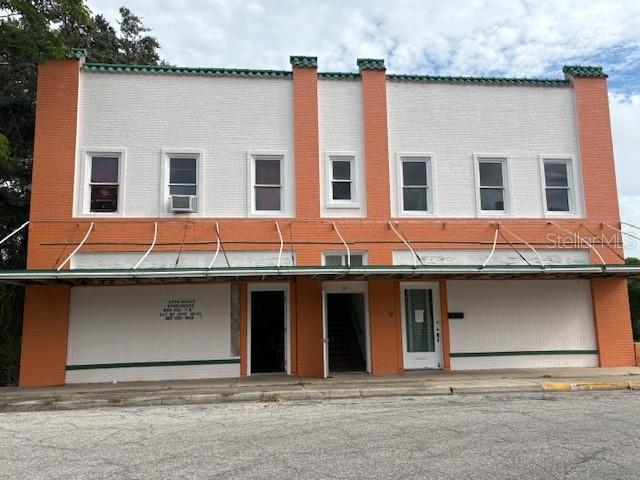 38 W Orange Ave., Lake Wales, FL 33853