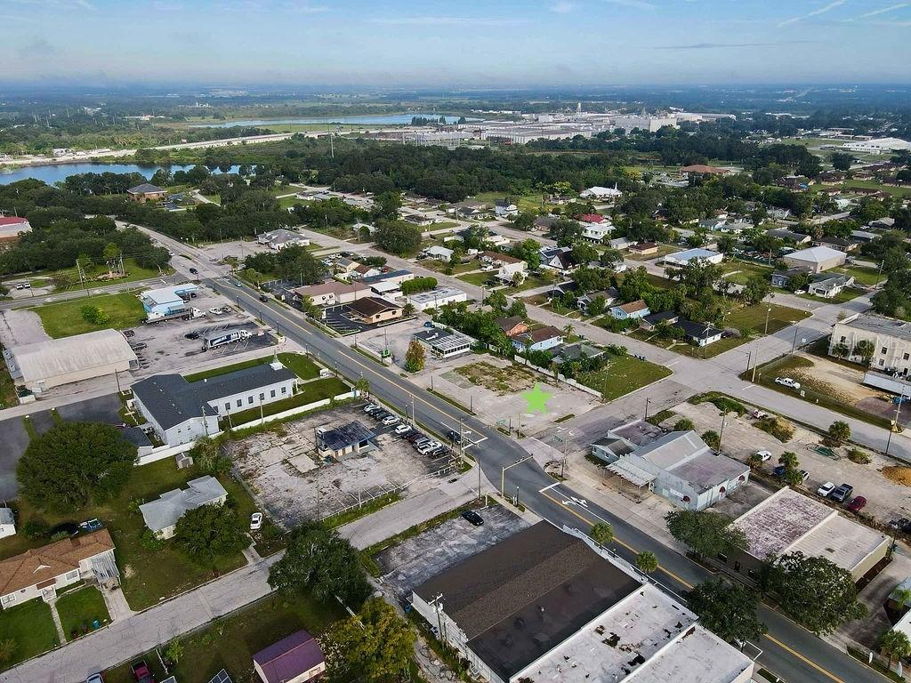 104 W Central Ave., Lake Wales, FL 33853