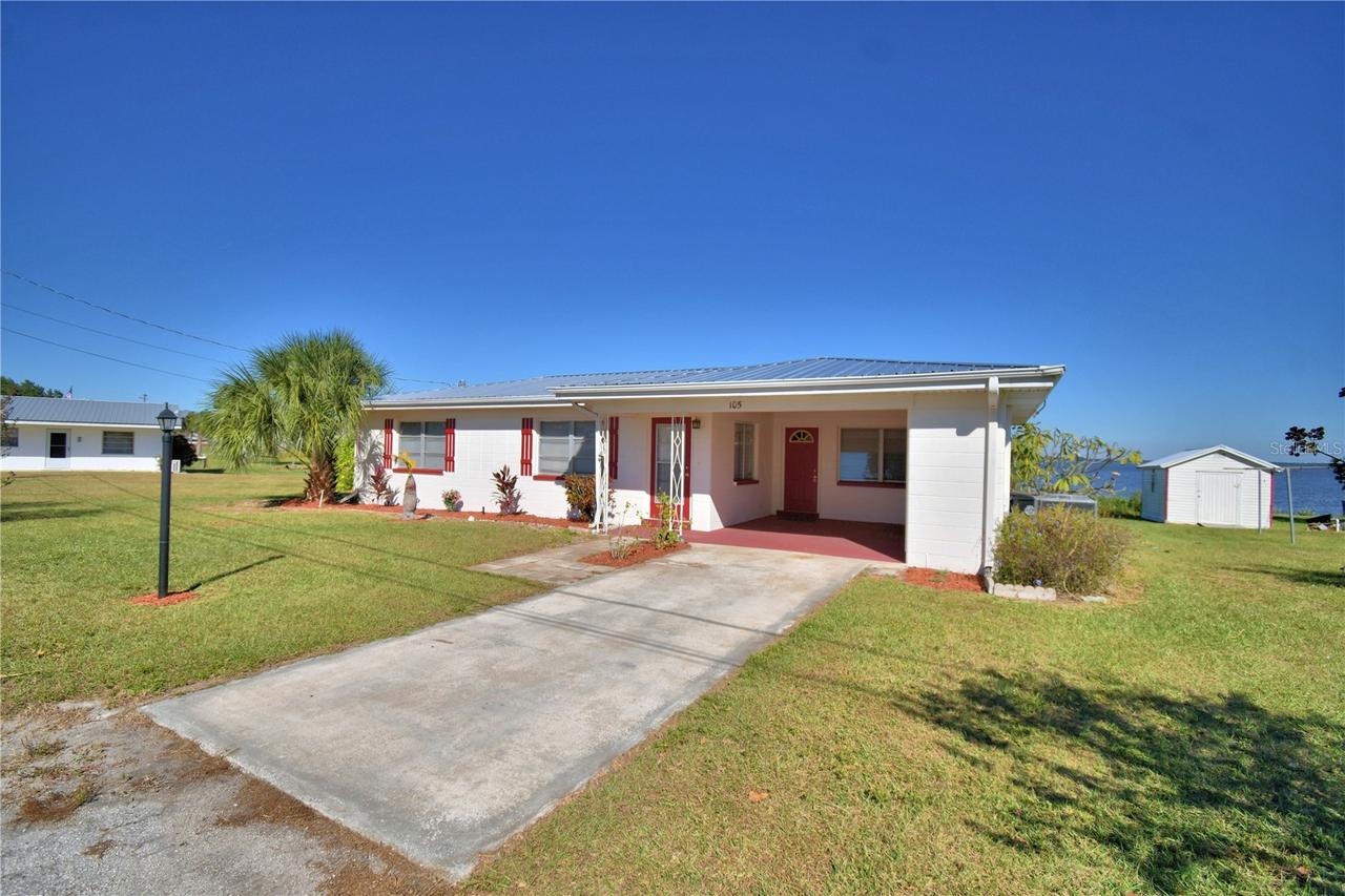 105 Maxcy Ln., Frostproof, FL 33843