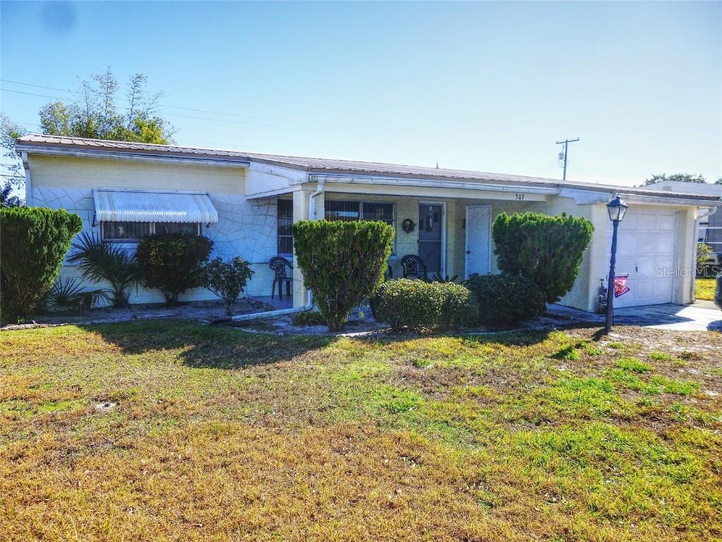 307 Stanley Ave., Frostproof, FL 33843