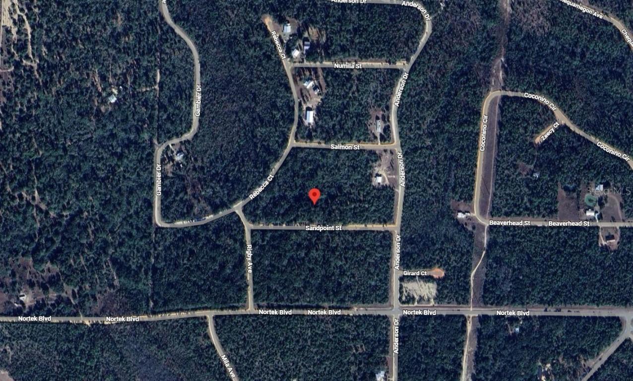 Sandpoint St., Alford, FL 32420