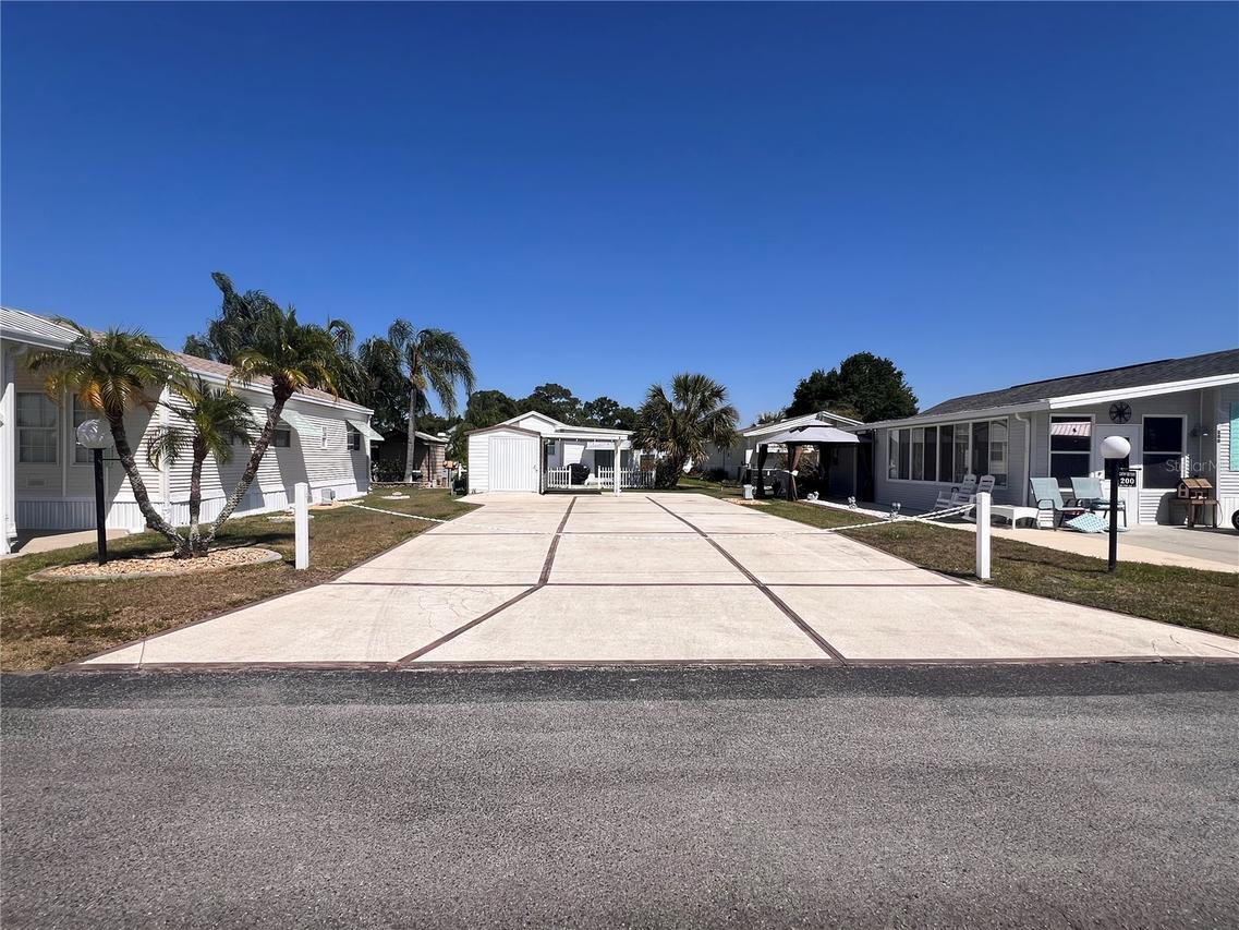 204 Big Pine Ave., Frostproof, FL 33843