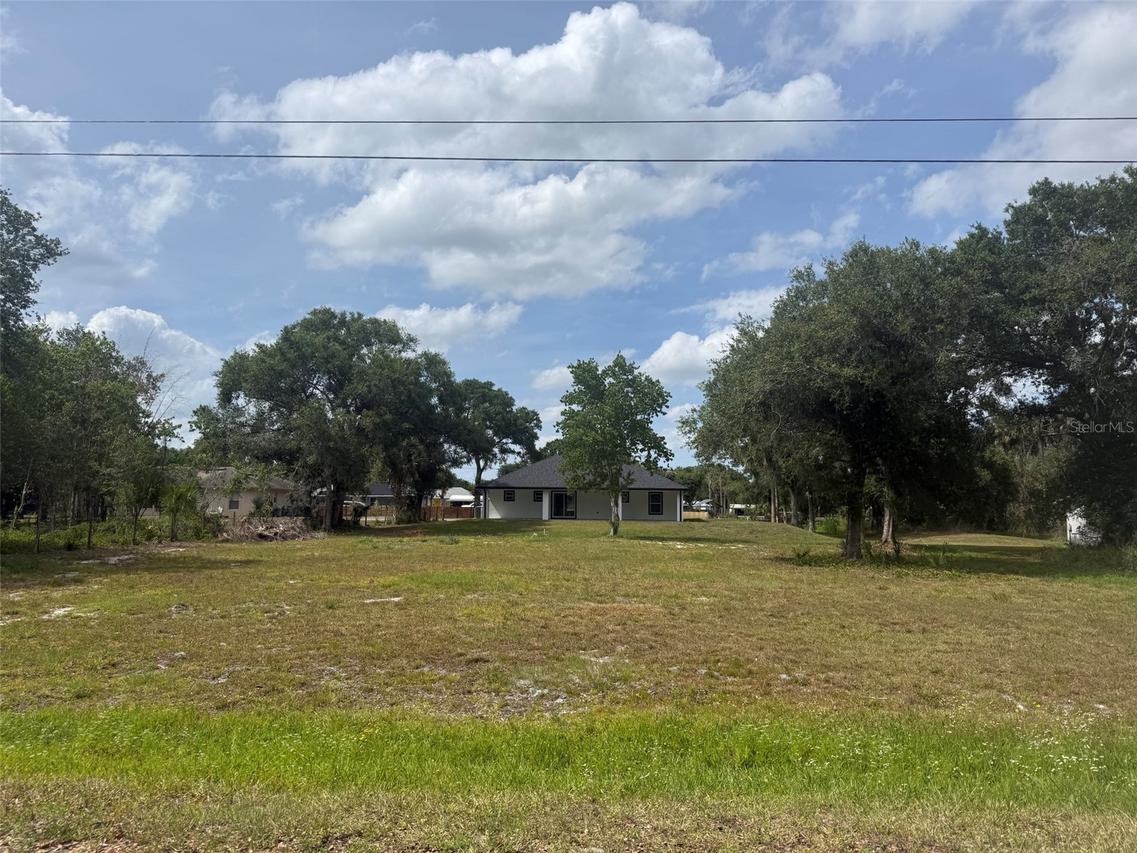 7555 NW 82nd Ct., Okeechobee, FL 34972