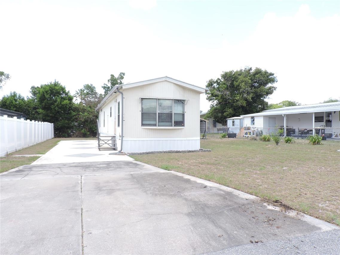 236 2nd Ave., Lake Wales, FL 33859