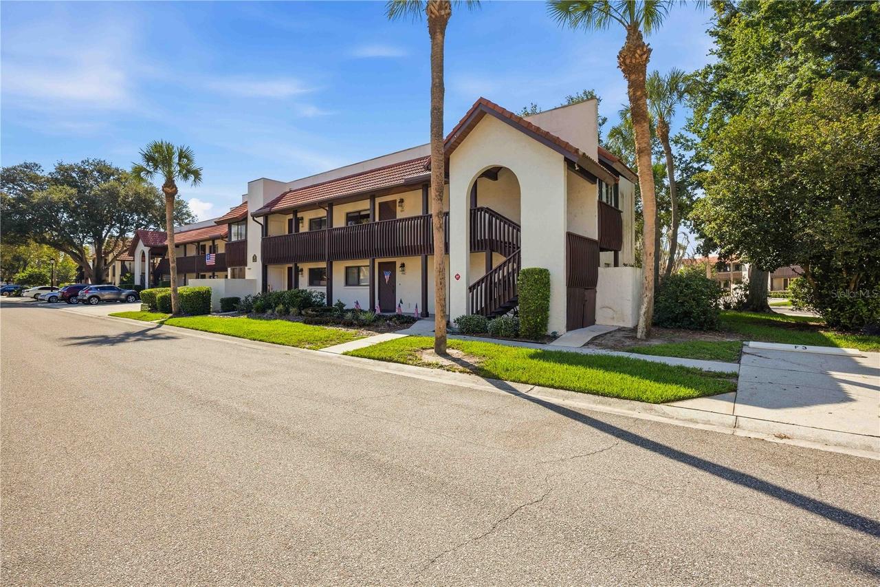 6204 Country Club Dr. #F24, Lake Wales, FL 33898