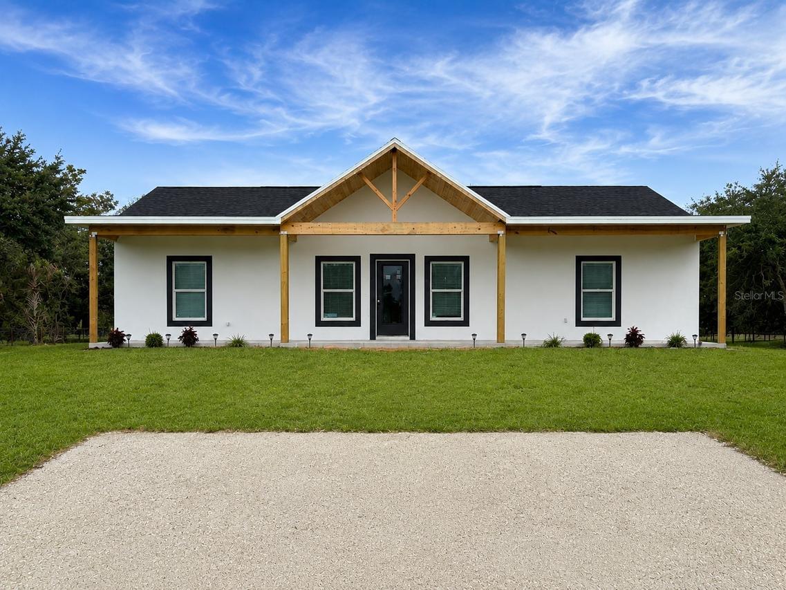 16848 NW 288th St., Okeechobee, FL 34972