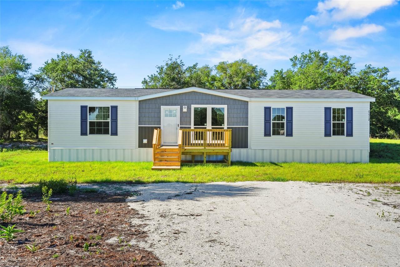 21712 NW 274th St., Okeechobee, FL 34972