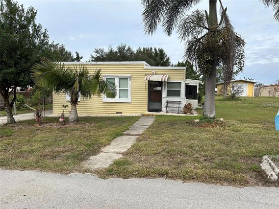 New Construction Homes For Sale This Week That Attend Frostproof Middle/Senior High School: August 12th to August 18th