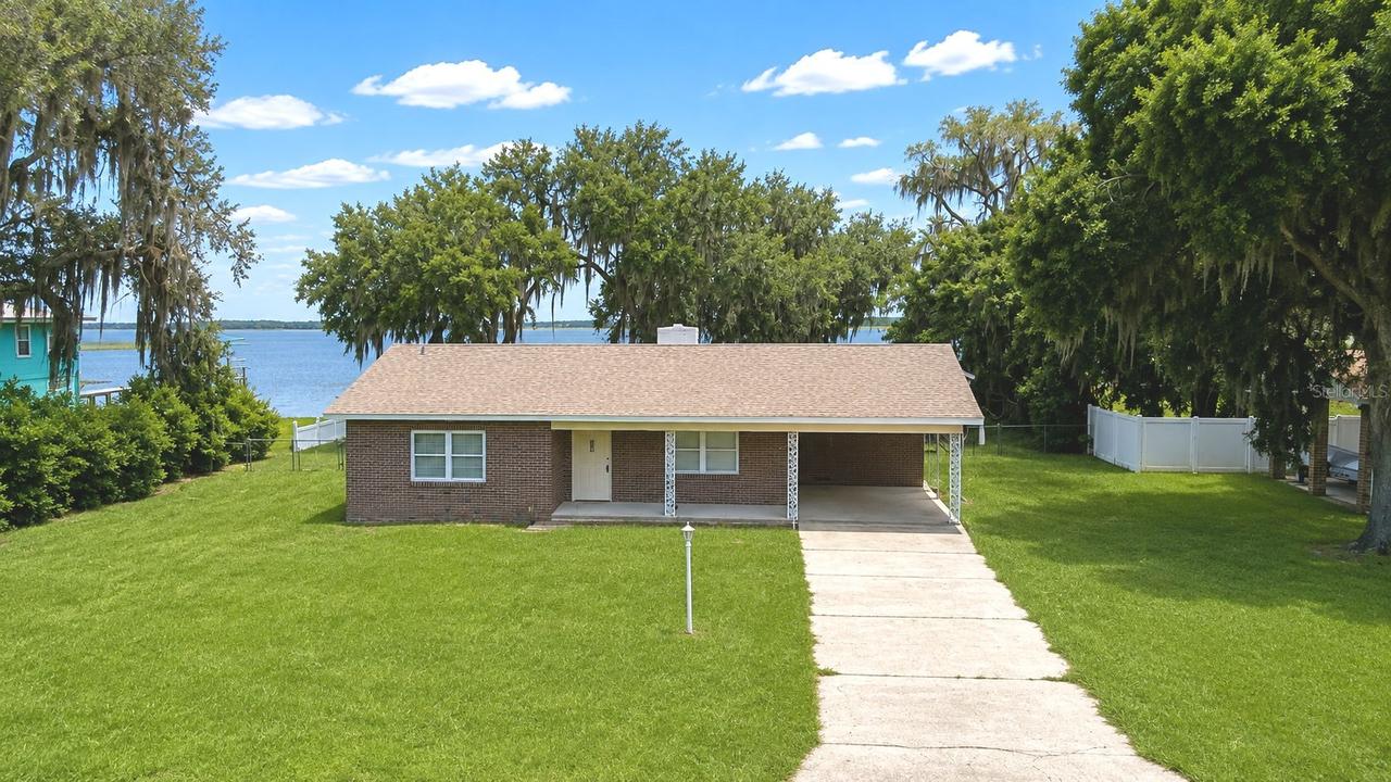 214 N Lake Reedy Blvd., Frostproof, FL 33843
