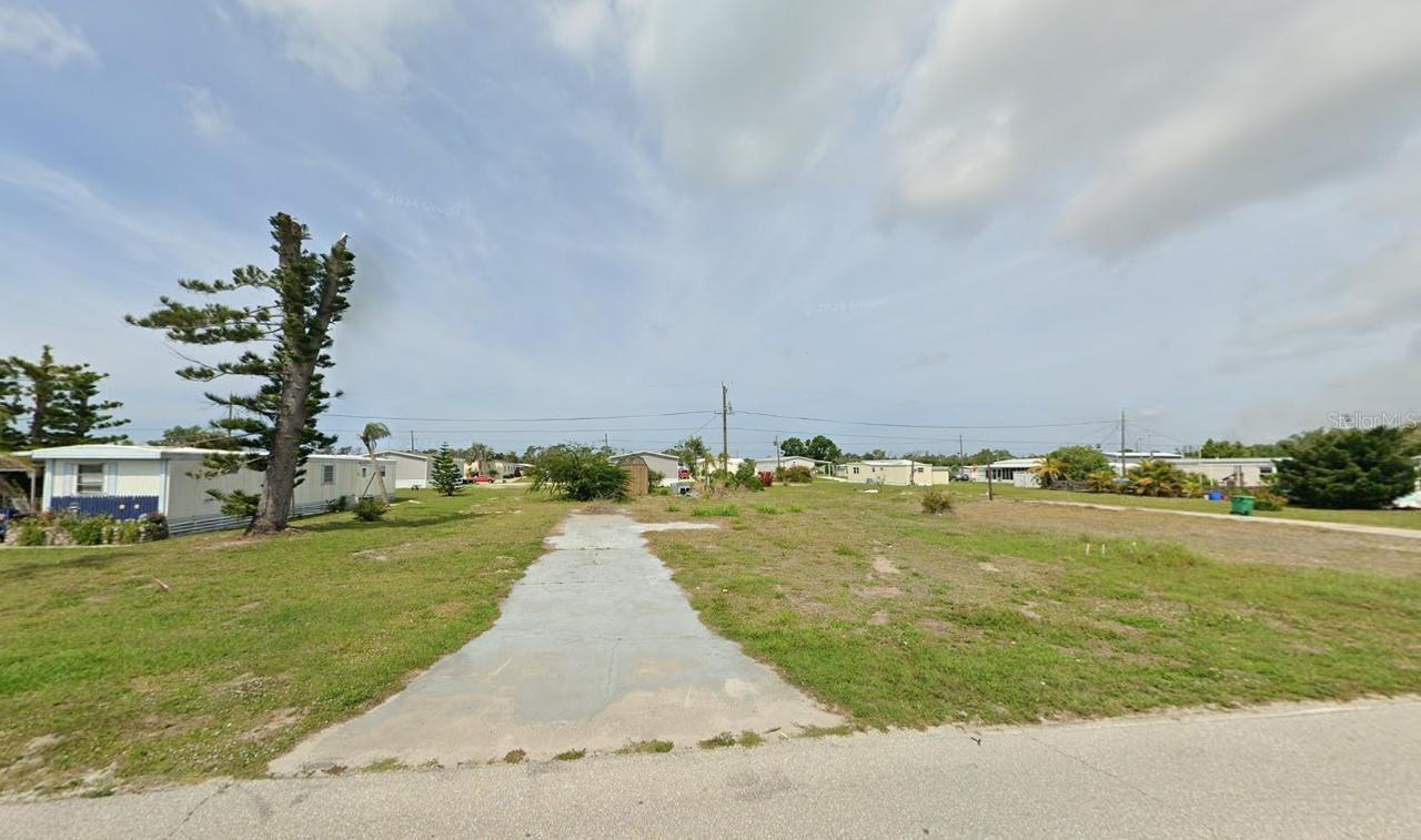 1262 Flamingo Dr., Englewood, FL 34224