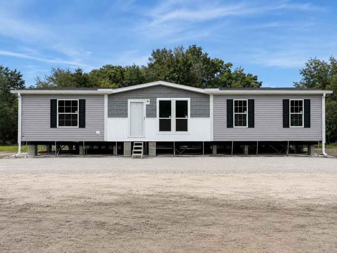 19368 NW 248th St., Okeechobee, FL 34972