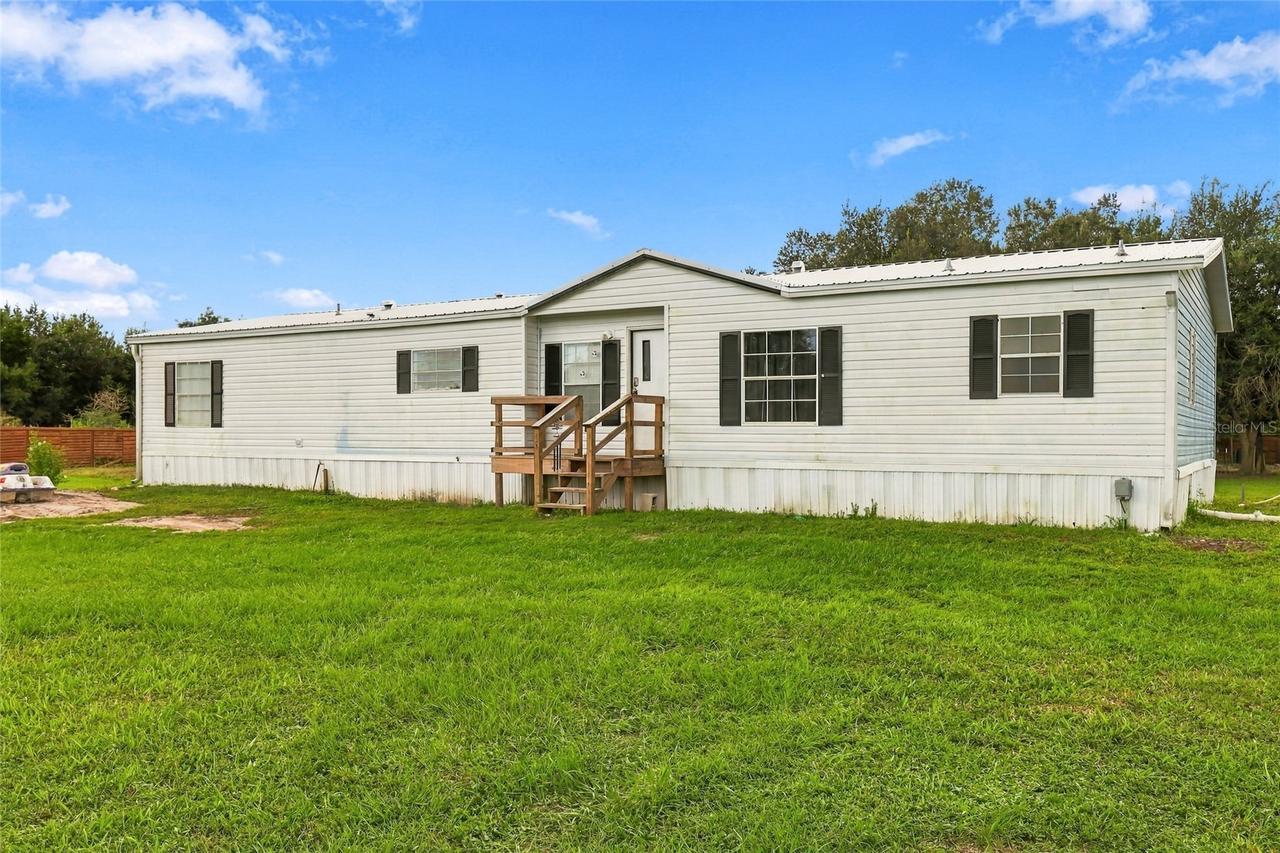 19046 NW 302nd St., Okeechobee, FL 34972