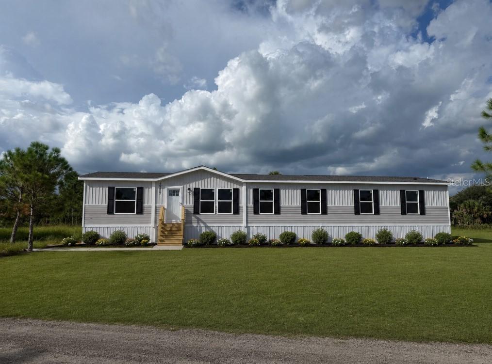 16117 NW 284th St., Okeechobee, FL 34972