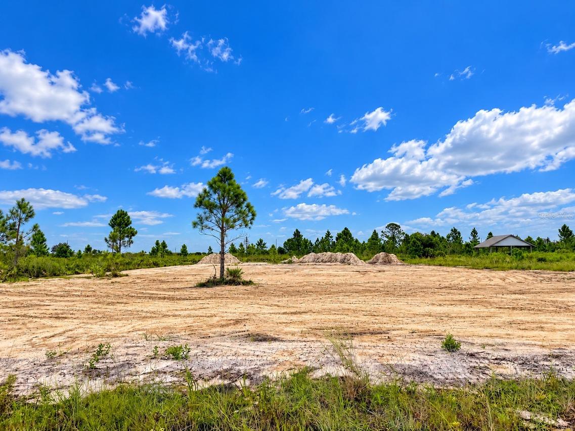 18619 NW 248th St., Okeechobee, FL 34972