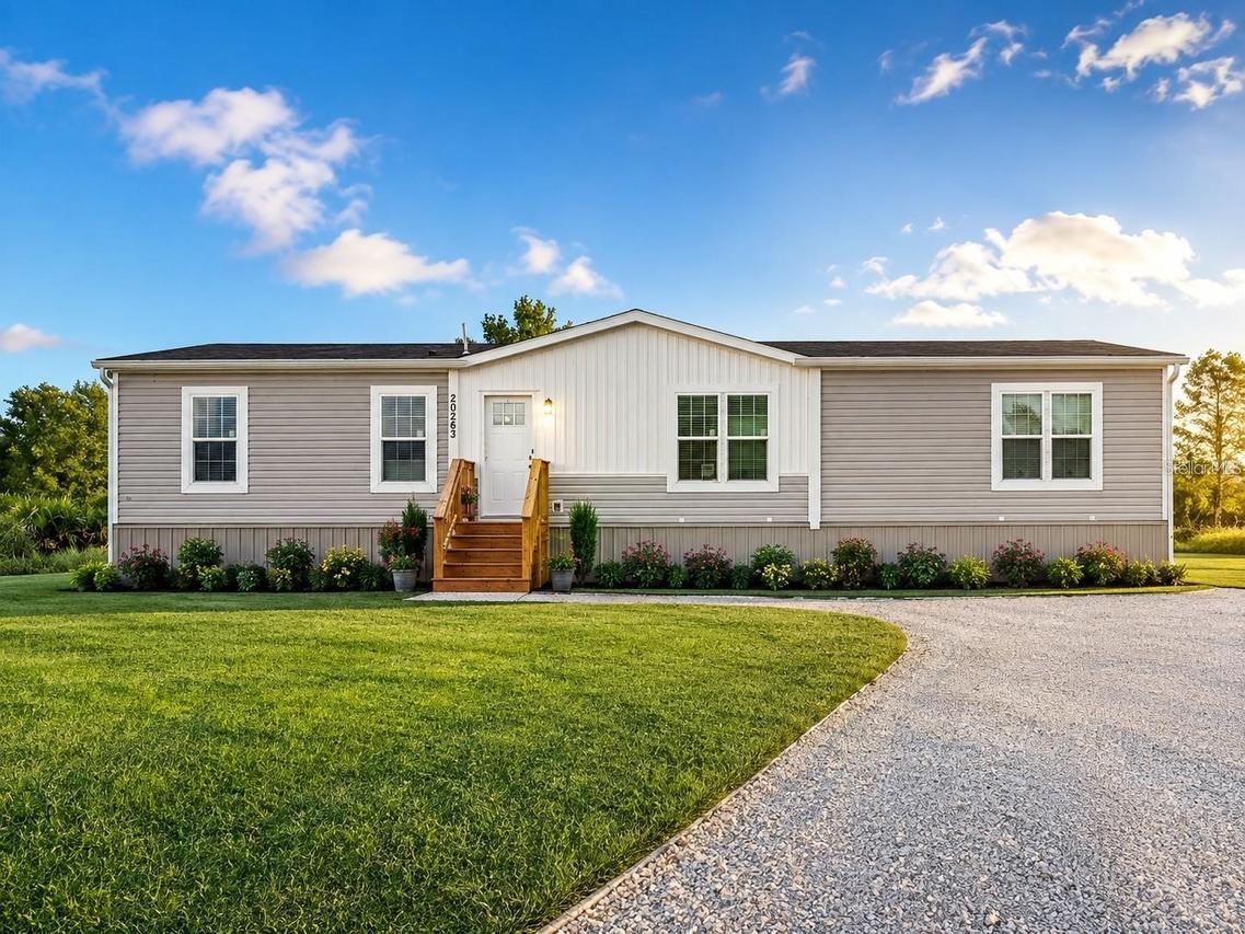 21336 NW 268th St., Okeechobee, FL 34972