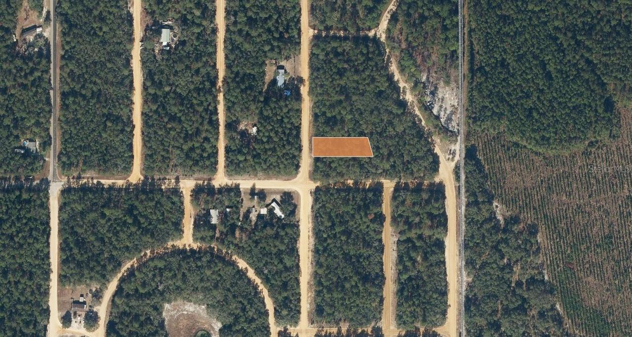 Creager Ave., Interlachen, FL 32148