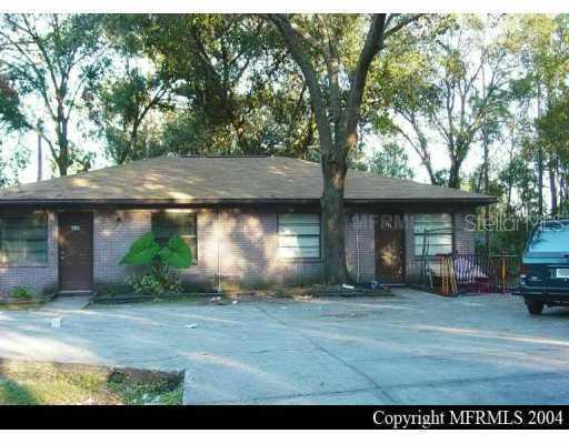 703 Pineville Ln., Lakeland, FL 33810