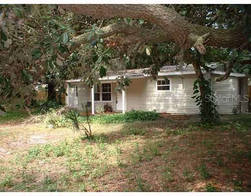 2425 Armstrong Rd., Lakeland, FL 33811