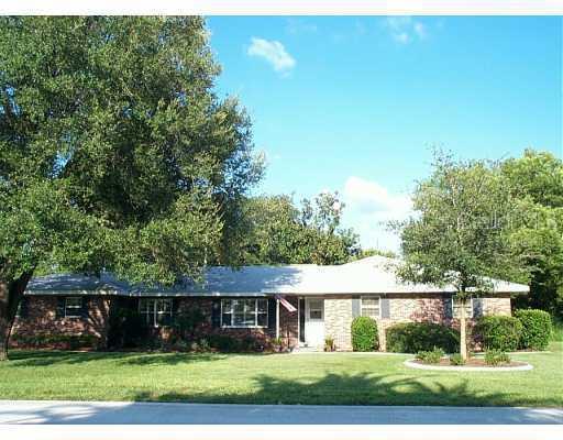 5604 Stratford Ln., Lakeland, FL 33813