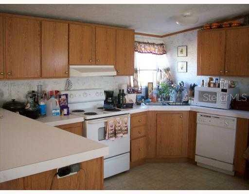 1511 W North Blvd., Davenport, FL 33837