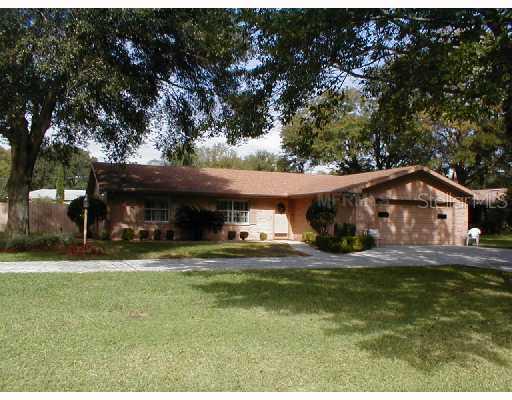 5705 Hebron Ln., Lakeland, FL 33812