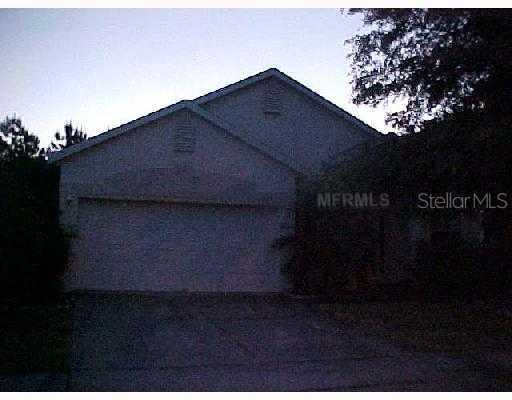 532 Oxford Dr., Davenport, FL 33897