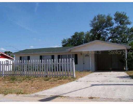 2406 Lilly St., Lake Wales, FL 33898