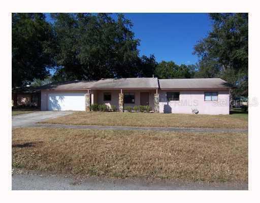 1911 Queens Ter., Winter Haven, FL 33880