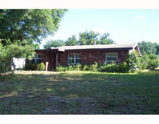 106 Marjorie Ave., Auburndale, FL 33823