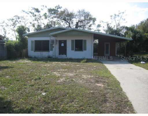1060 Hiawatha Ave., Lake Wales, FL 33853