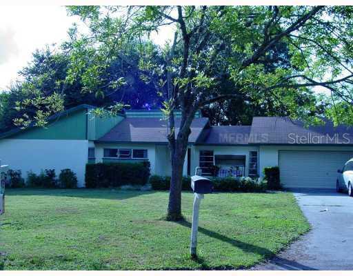 1215 Valley Hill Dr., Lakeland, FL 33813