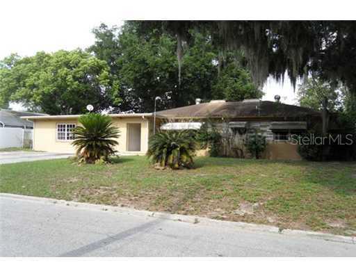 109 Palm Ave., Auburndale, FL 33823