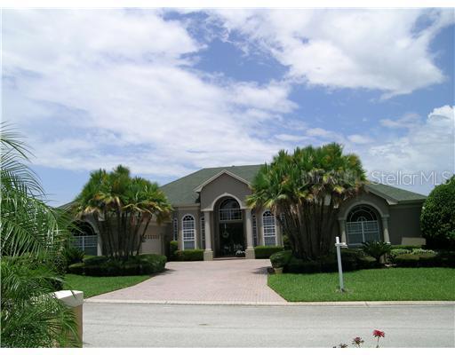 715 Hanover Ct., Lakeland, FL 33813