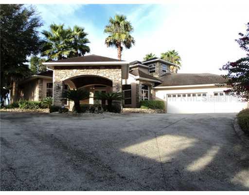 625 Crescent Hills Dr., Lakeland, FL 33813