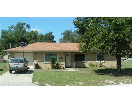 3017 Helms Dr., Auburndale, FL 33823