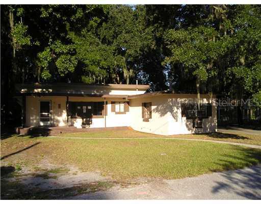811 22nd St., Winter Haven, FL 33881