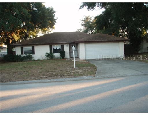 1053 Mockingbird Ln., Winter Haven, FL 33884