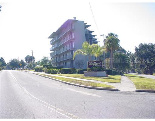 208 E Lake Howard Dr. #304, Winter Haven, FL 33881