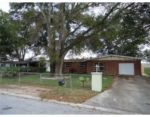 416 Shamrock Rd., Brandon, FL 33511