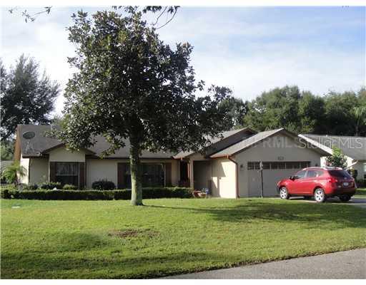 727 Lamp Post Ln., Lakeland, FL 33809