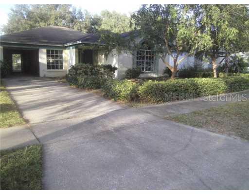 415 Benson St., Valrico, FL 33594