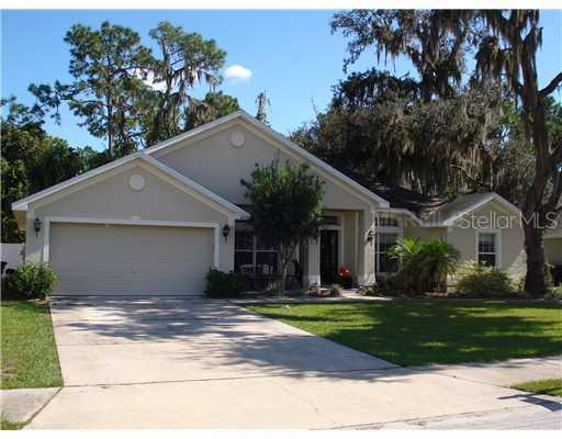 6735 Krenson Oaks Cir., Lakeland, FL 33810