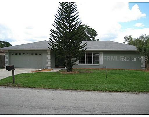 237 Chaucer Ln., Winter Haven, FL 33884