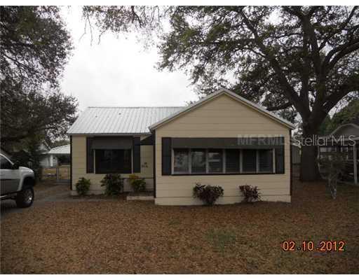 128 Palm Ave., Auburndale, FL 33823