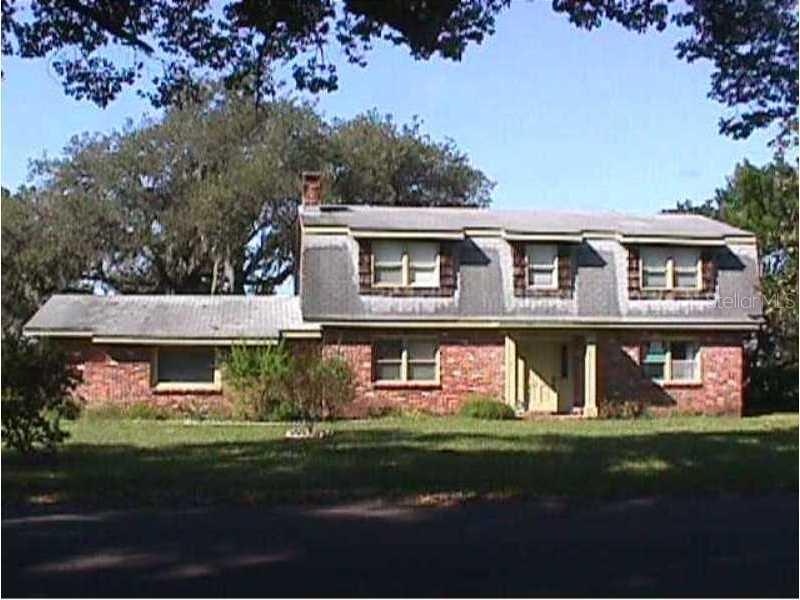 215 Ilakee Ave., Lake Alfred, FL 33850