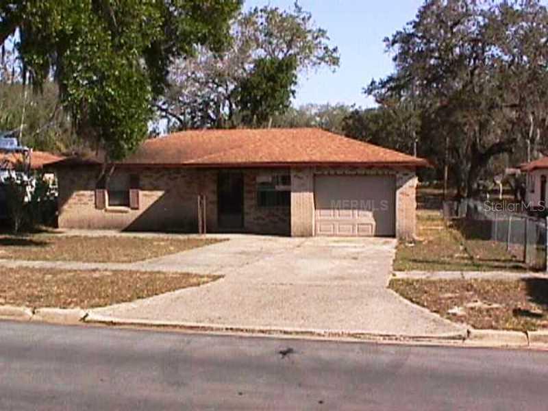 304 E Palm St., Davenport, FL 33837
