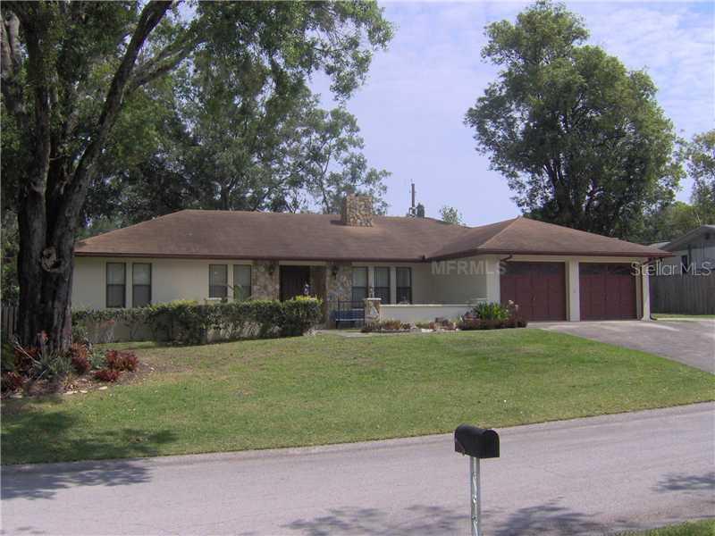 1608 Lakewood Dr., Lakeland, FL 33813